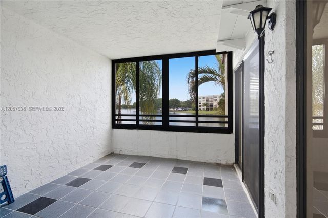 11444 NW 10th Street 11444, Pembroke Pines, FL 33026