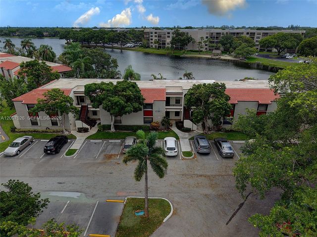 11444 NW 10th Street 11444, Pembroke Pines, FL 33026