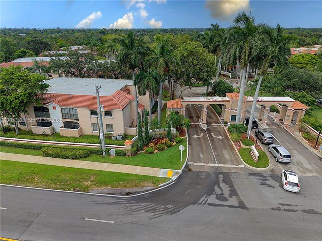 11444 NW 10th Street 11444, Pembroke Pines, FL 33026