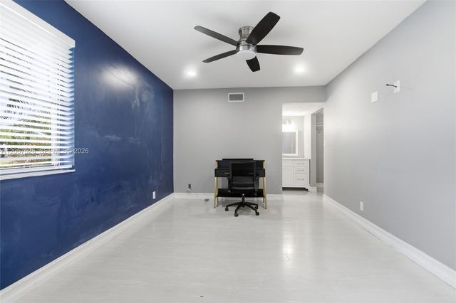 11444 NW 10th Street 11444, Pembroke Pines, FL 33026