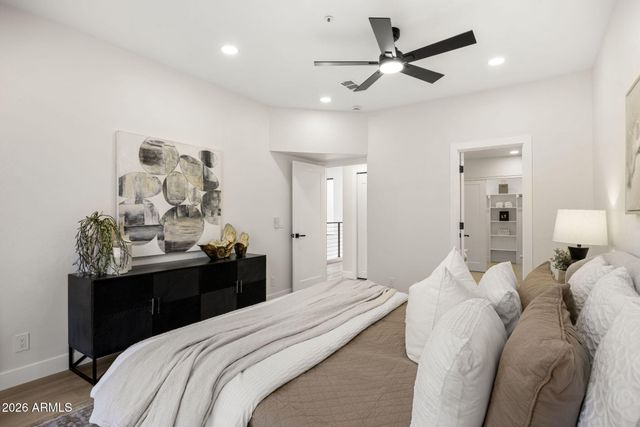 25555 N WINDY WALK Drive 30, Scottsdale, AZ 85255