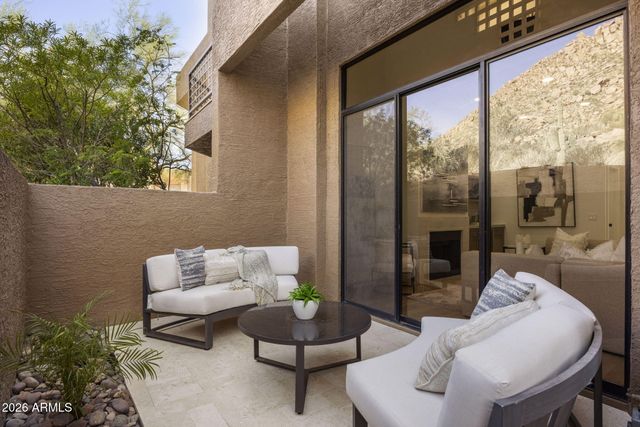 25555 N WINDY WALK Drive 30, Scottsdale, AZ 85255