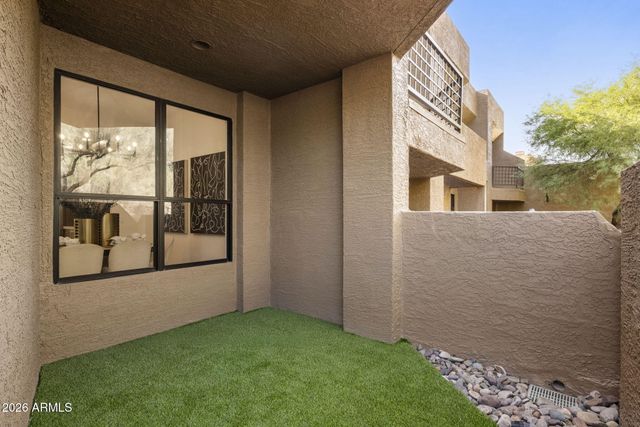 25555 N WINDY WALK Drive 30, Scottsdale, AZ 85255