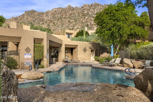 25555 N WINDY WALK Drive 30, Scottsdale, AZ 85255