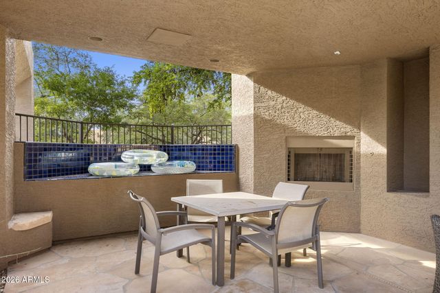 25555 N WINDY WALK Drive 30, Scottsdale, AZ 85255