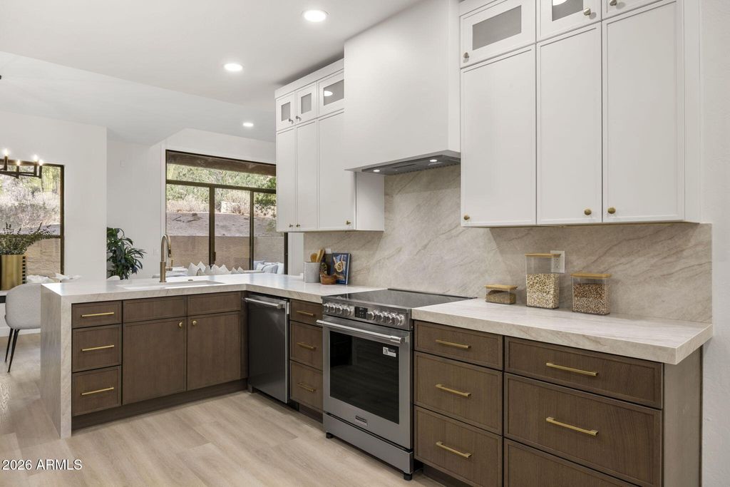 25555 N WINDY WALK Drive 30, Scottsdale, AZ 85255 — photo 4