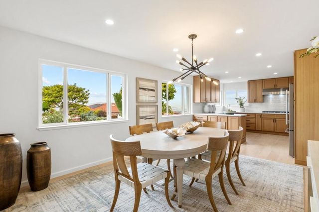 2835 Arguello Drive, Burlingame, CA 94010