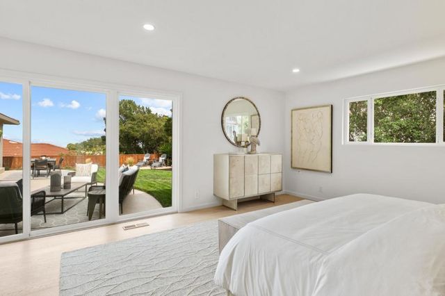 2835 Arguello Drive, Burlingame, CA 94010