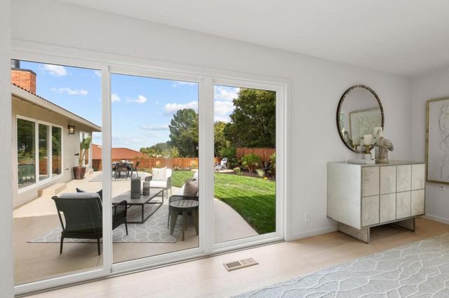 2835 Arguello Drive, Burlingame, CA 94010
