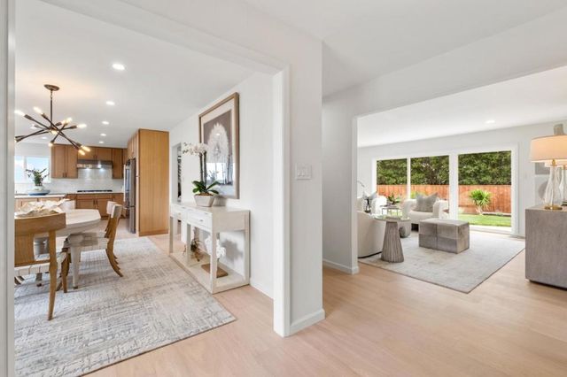 2835 Arguello Drive, Burlingame, CA 94010