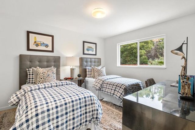 2835 Arguello Drive, Burlingame, CA 94010