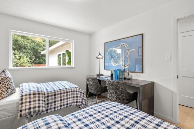 2835 Arguello Drive, Burlingame, CA 94010