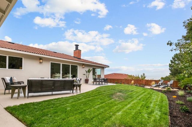 2835 Arguello Drive, Burlingame, CA 94010