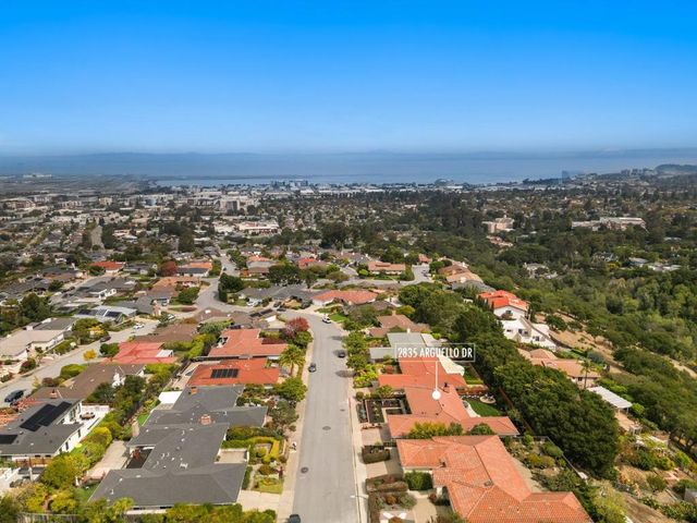 2835 Arguello Drive, Burlingame, CA 94010