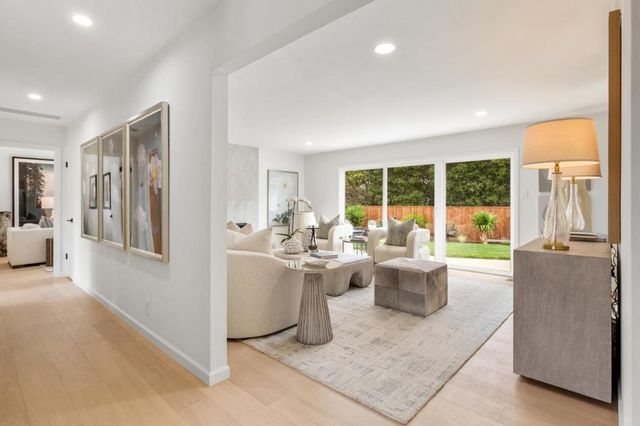2835 Arguello Drive, Burlingame, CA 94010