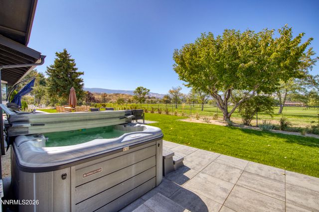 5215 Cypress Point Drive, Reno, NV 89502