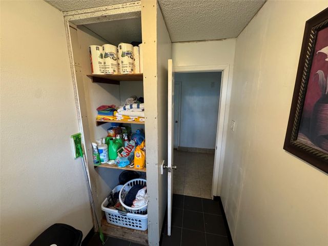 1904 Dodge Lane, Wallis, TX 77485