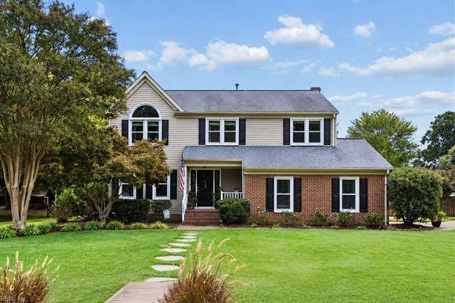 107 Allen Harris DR, Yorktown, VA 23692