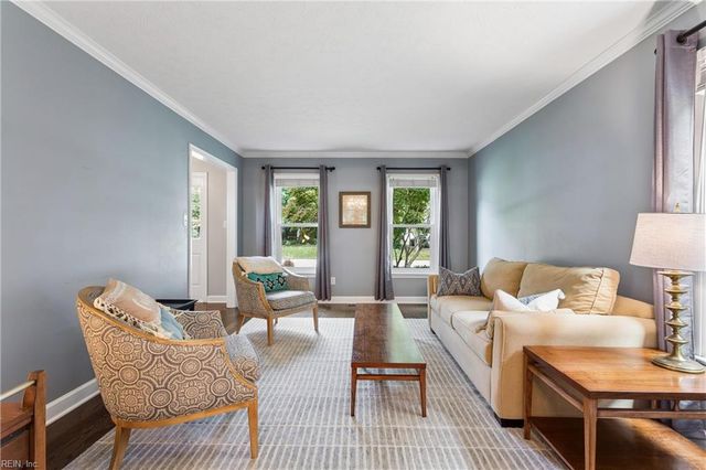 107 Allen Harris DR, Yorktown, VA 23692