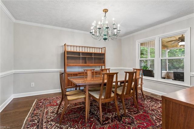 107 Allen Harris DR, Yorktown, VA 23692