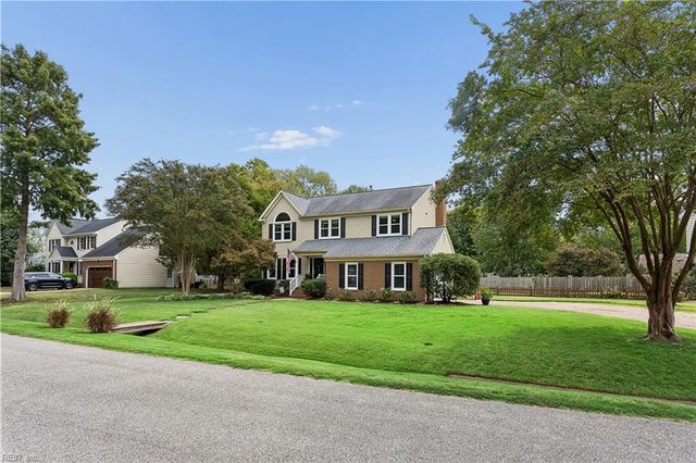107 Allen Harris DR, Yorktown, VA 23692