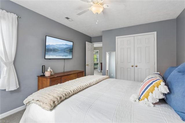 107 Allen Harris DR, Yorktown, VA 23692