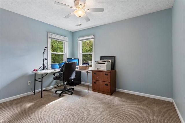 107 Allen Harris DR, Yorktown, VA 23692
