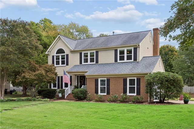 107 Allen Harris DR, Yorktown, VA 23692