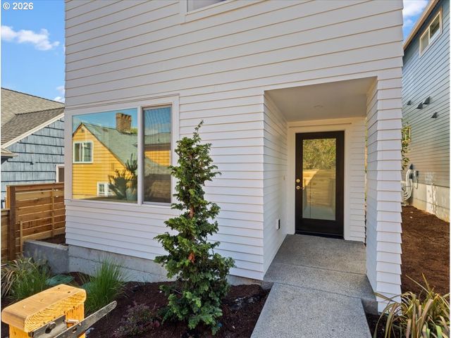 4126 Se Franklin St, Portland, OR 97202