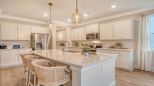 226 Seele Street, Summerville, SC 29485