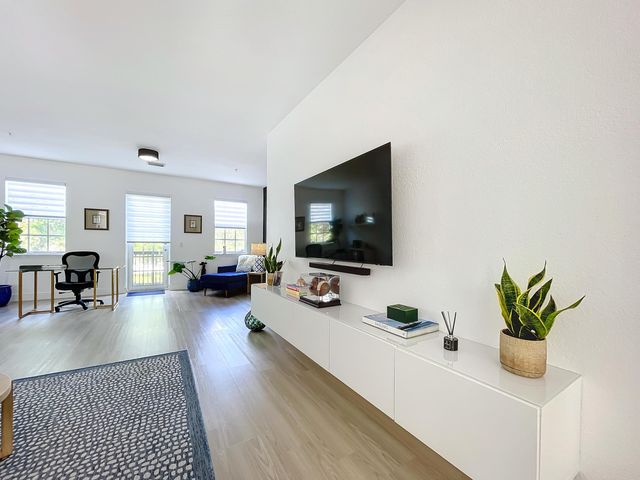 425 Greenwich Circle 205, Jupiter, FL 33458