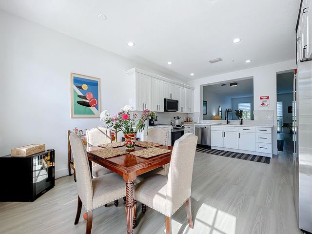 425 Greenwich Circle 205, Jupiter, FL 33458