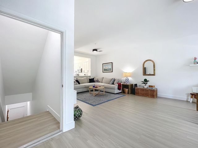 425 Greenwich Circle 205, Jupiter, FL 33458