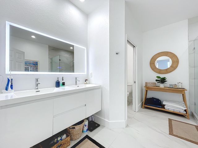 425 Greenwich Circle 205, Jupiter, FL 33458