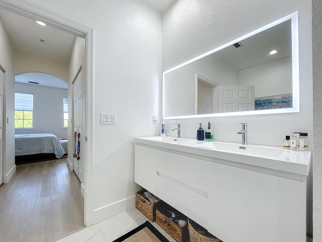 425 Greenwich Circle 205, Jupiter, FL 33458