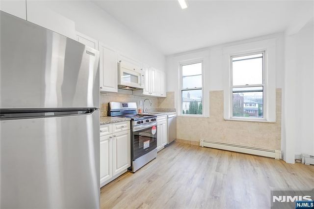 237 Day Avenue 2, Cliffside Park, NJ 07010