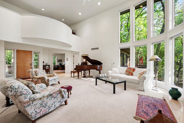 685 Green Road, Ann Arbor, MI 48105