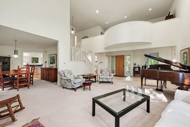 685 Green Road, Ann Arbor, MI 48105