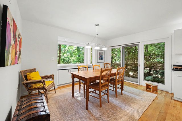 685 Green Road, Ann Arbor, MI 48105