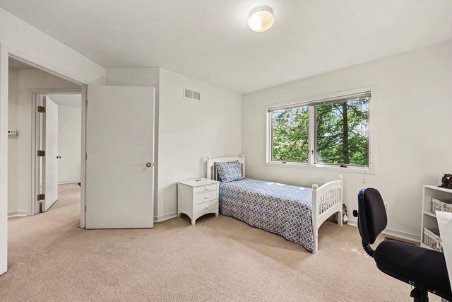 685 Green Road, Ann Arbor, MI 48105