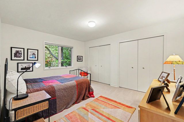 685 Green Road, Ann Arbor, MI 48105