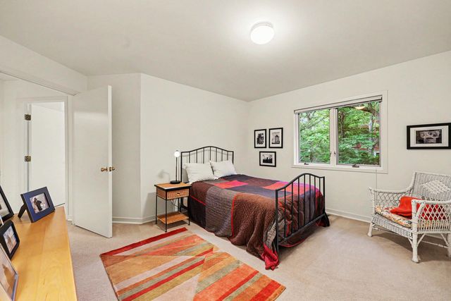 685 Green Road, Ann Arbor, MI 48105
