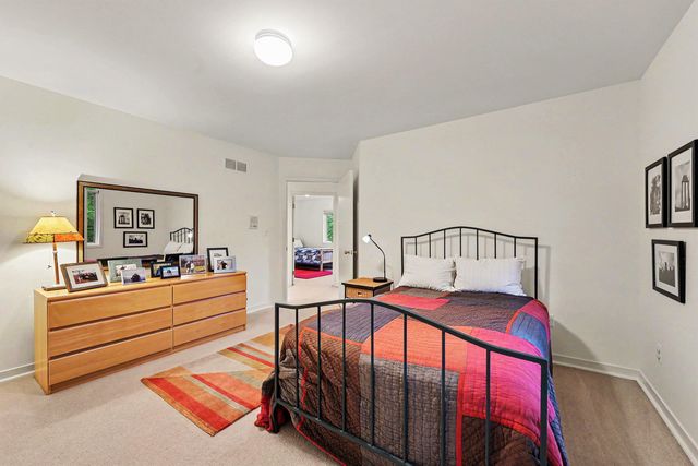 685 Green Road, Ann Arbor, MI 48105