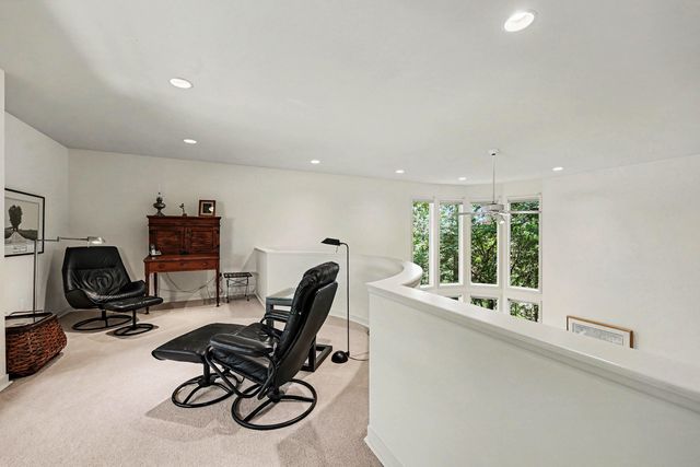 685 Green Road, Ann Arbor, MI 48105