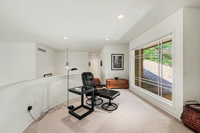 685 Green Road, Ann Arbor, MI 48105