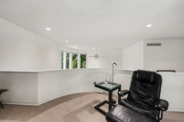 685 Green Road, Ann Arbor, MI 48105