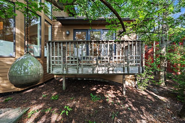 685 Green Road, Ann Arbor, MI 48105