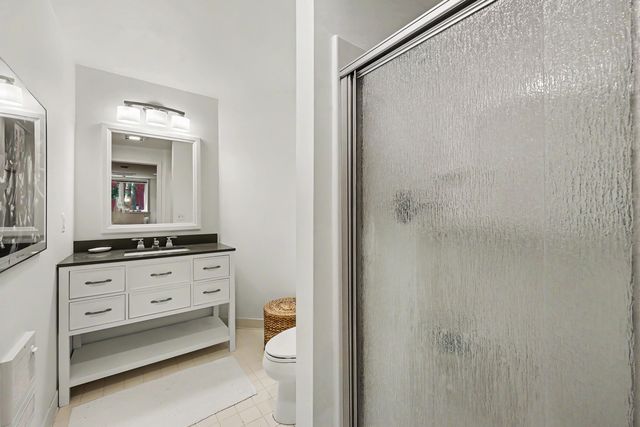 685 Green Road, Ann Arbor, MI 48105