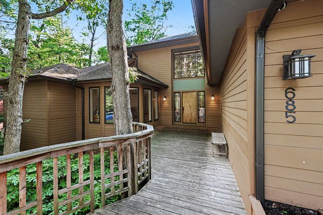 685 Green Road, Ann Arbor, MI 48105