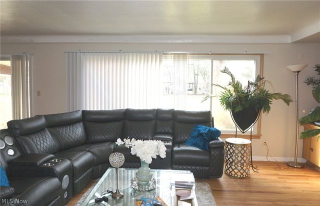 2017 Natona Road, Euclid, OH 44117